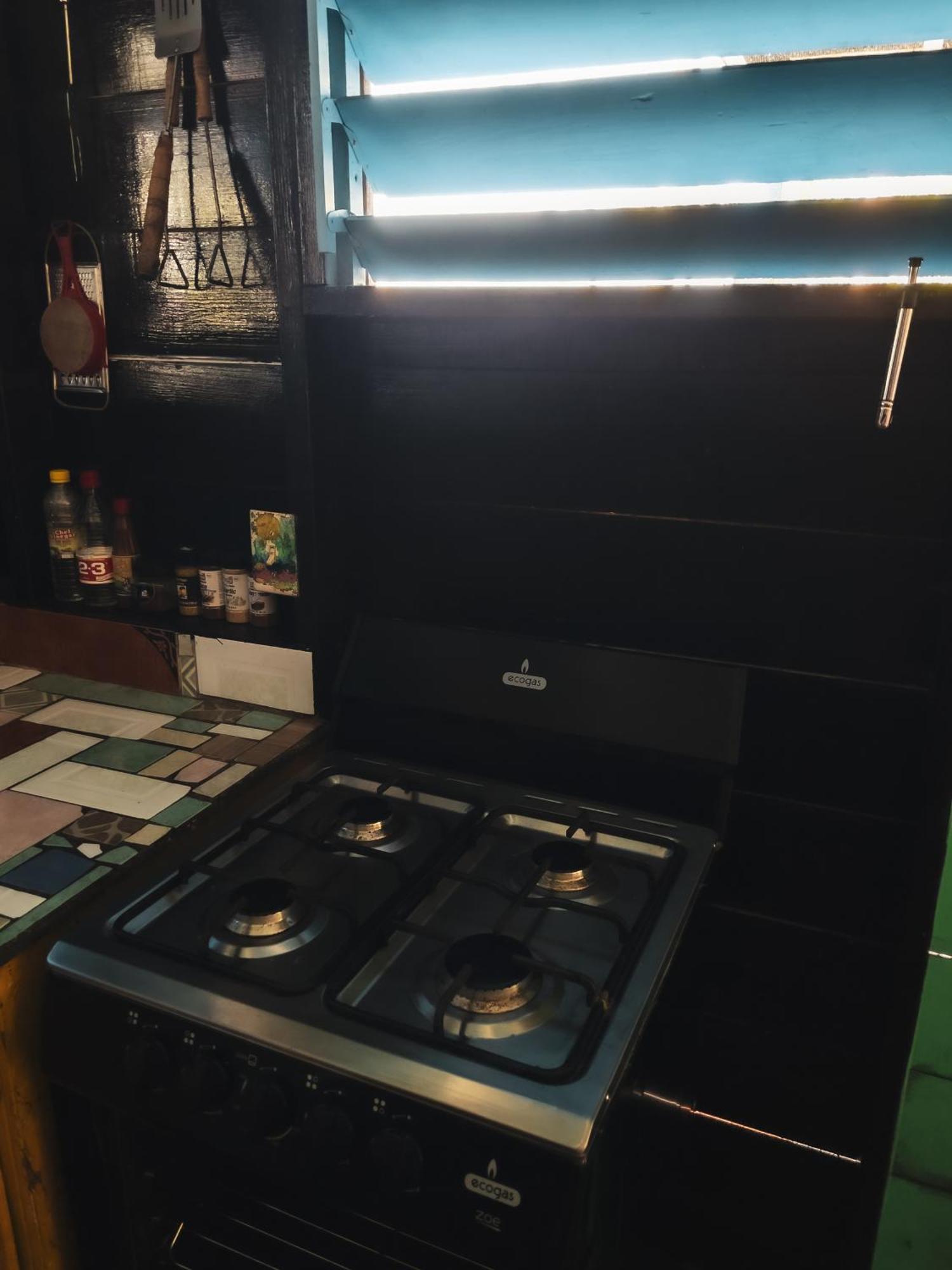 Anda Di Hows Hostel Placencia 외부 사진